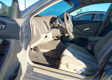 2009 Nissan Altima Hybrid from USA, damaged, VIN 1N4CL21EX9C149768